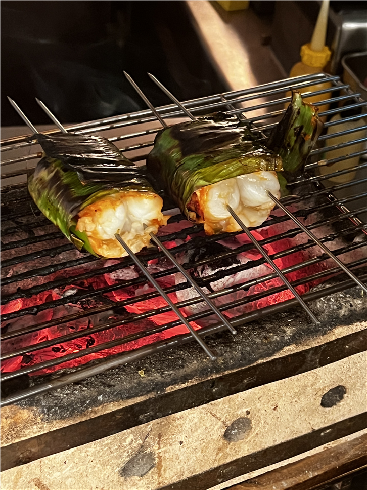 cocochine 4032 lobster on grill superb-crop-v2.jpeg